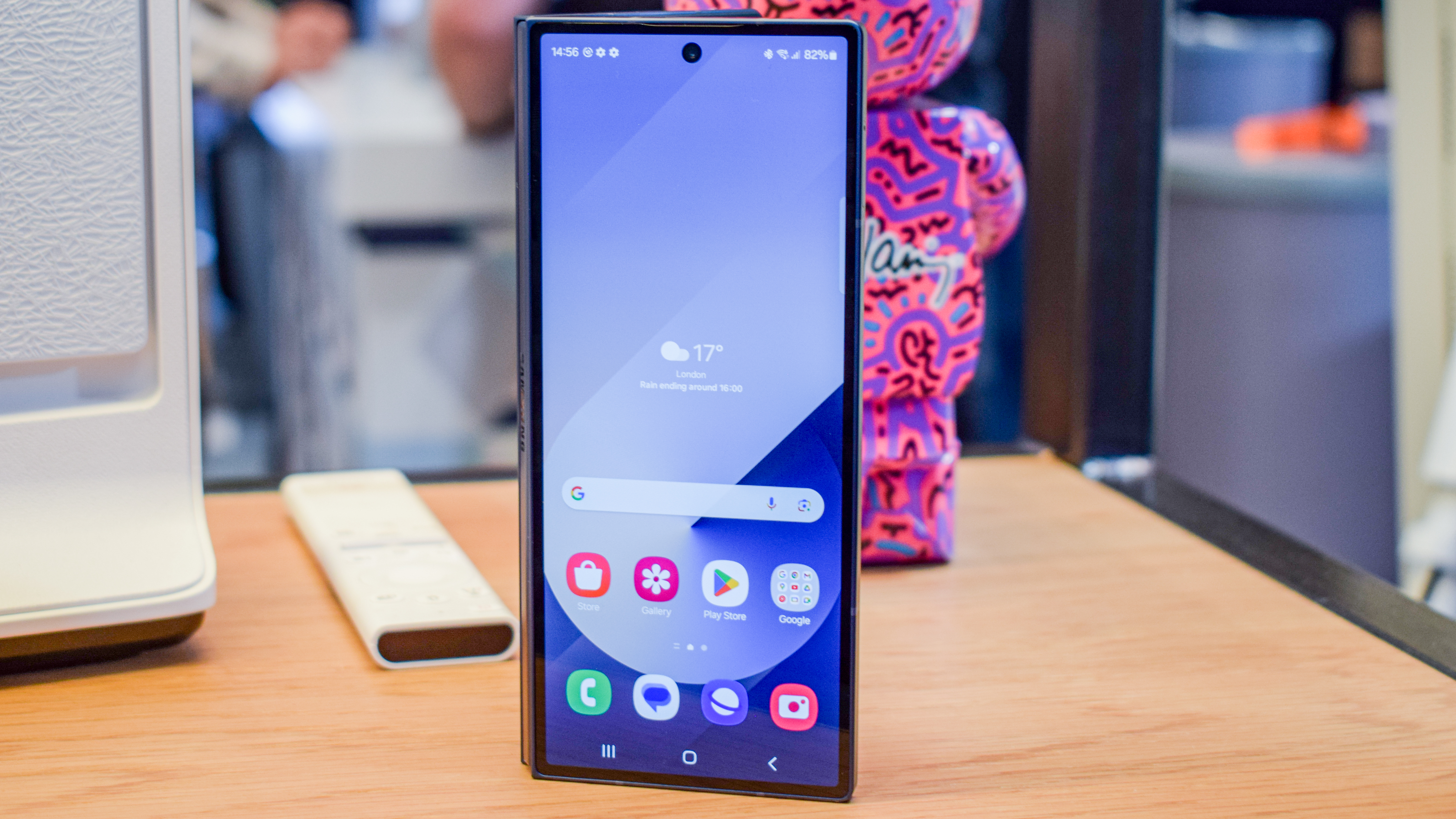 a photo of the Samsung Galaxy Z Fold 6