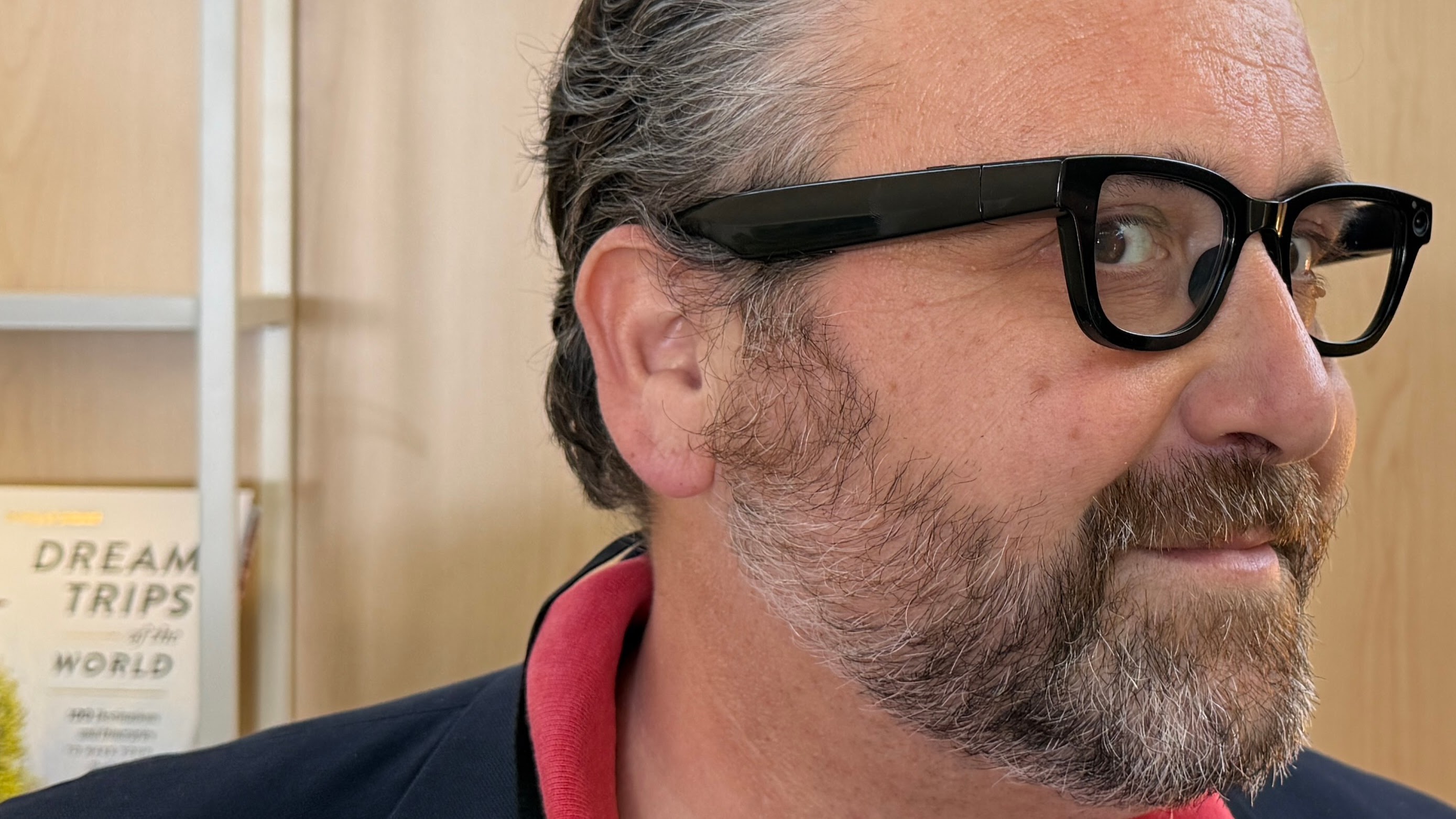 Google&#039;s Android XR prototype demonstrated at Google I/O 2025