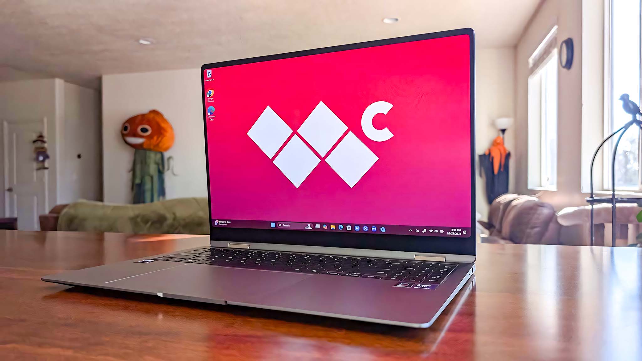 Samsung Galaxy Book5 Pro 360 on table.