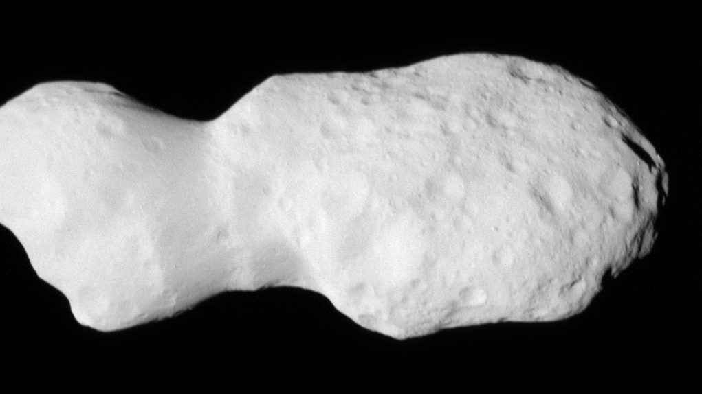 A timelapse of images taken by NASA&#039;s Lucy spacecraft as it flew by asteroid Donaldjohanson.
