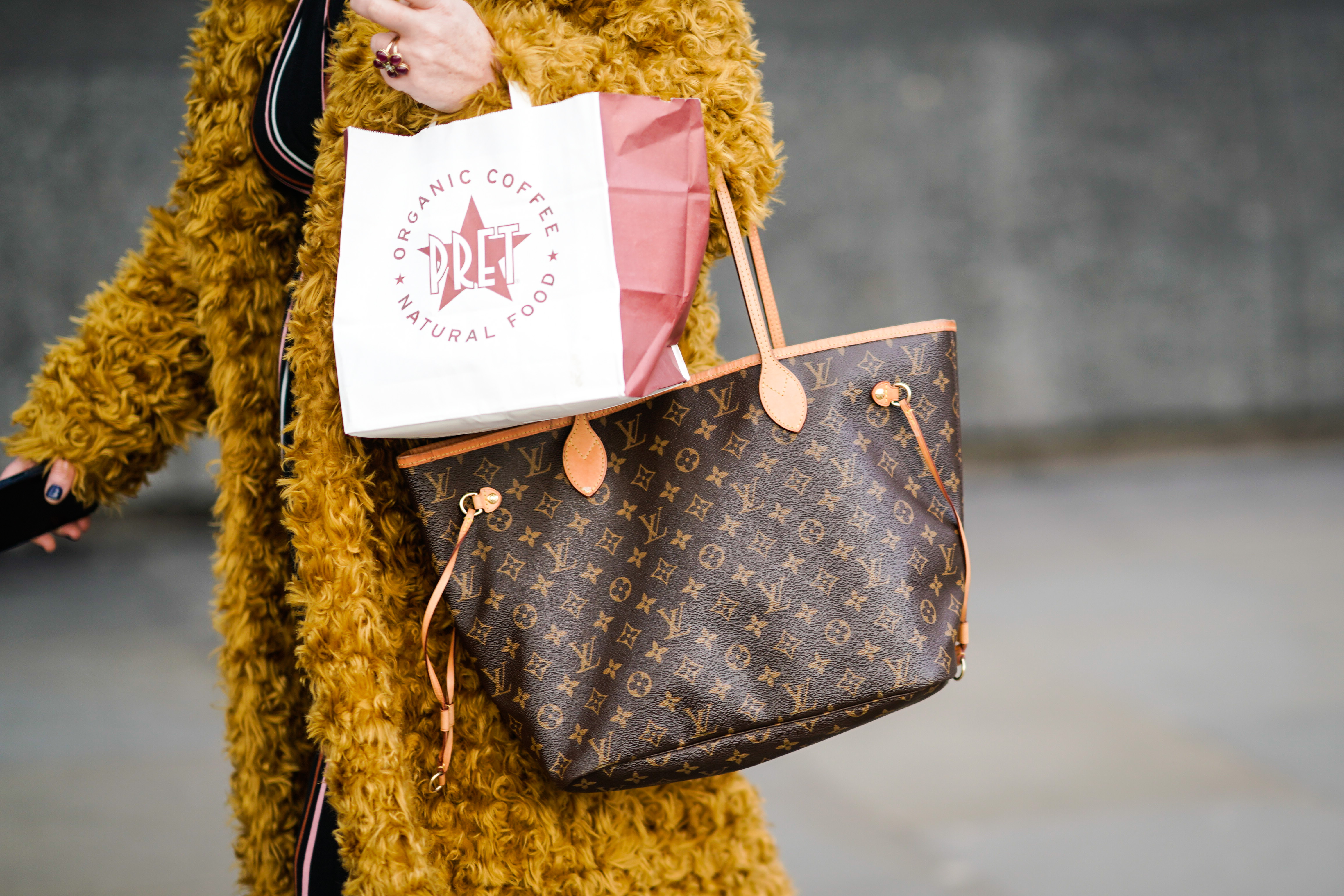 most-popular-louis-vuitton-bags-281915-1566062288130-main